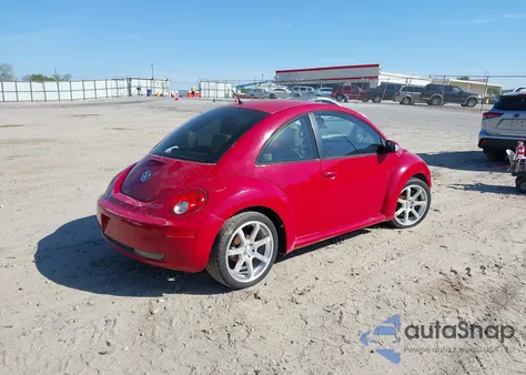 2006 Volkswagen New Beetle 2.5 из США, поврежденный, VIN 3VWRW31C86M414081